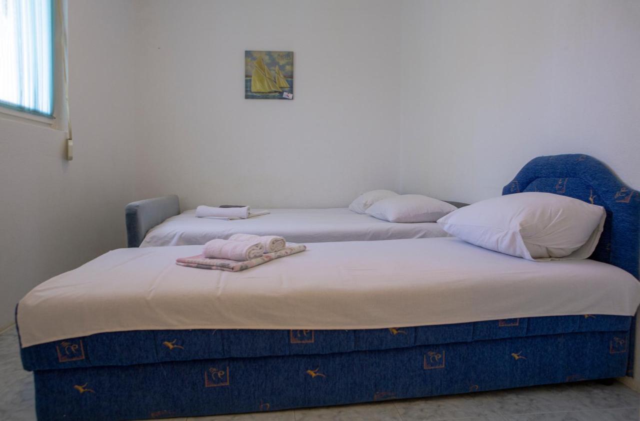 Family Apartments Vukcevic Čanj Esterno foto